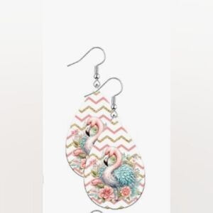 Flamingo teardrop‎ earrings wooden new e17